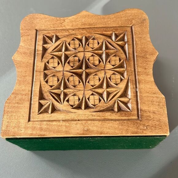 Vintage Carved Wood Napkin Holder - Picture 2 of 5